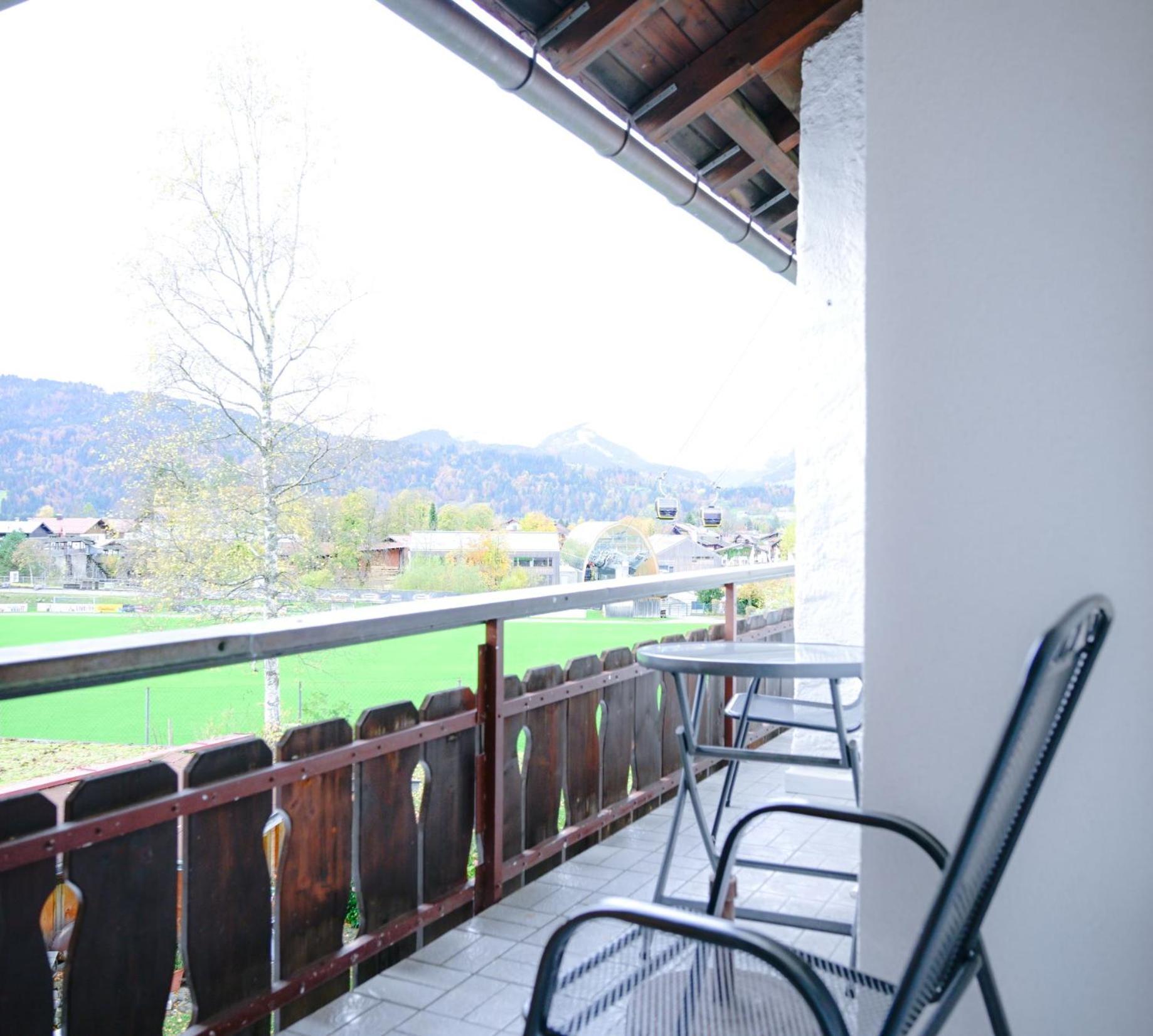 Faltenbach Ferienwohnungen in Oberstdorf Exterior foto