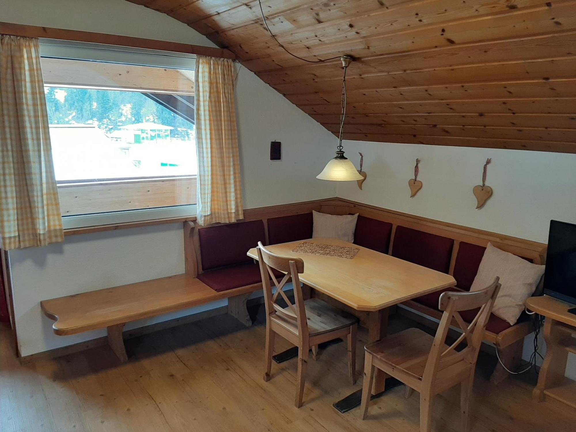 Faltenbach Ferienwohnungen in Oberstdorf Exterior foto