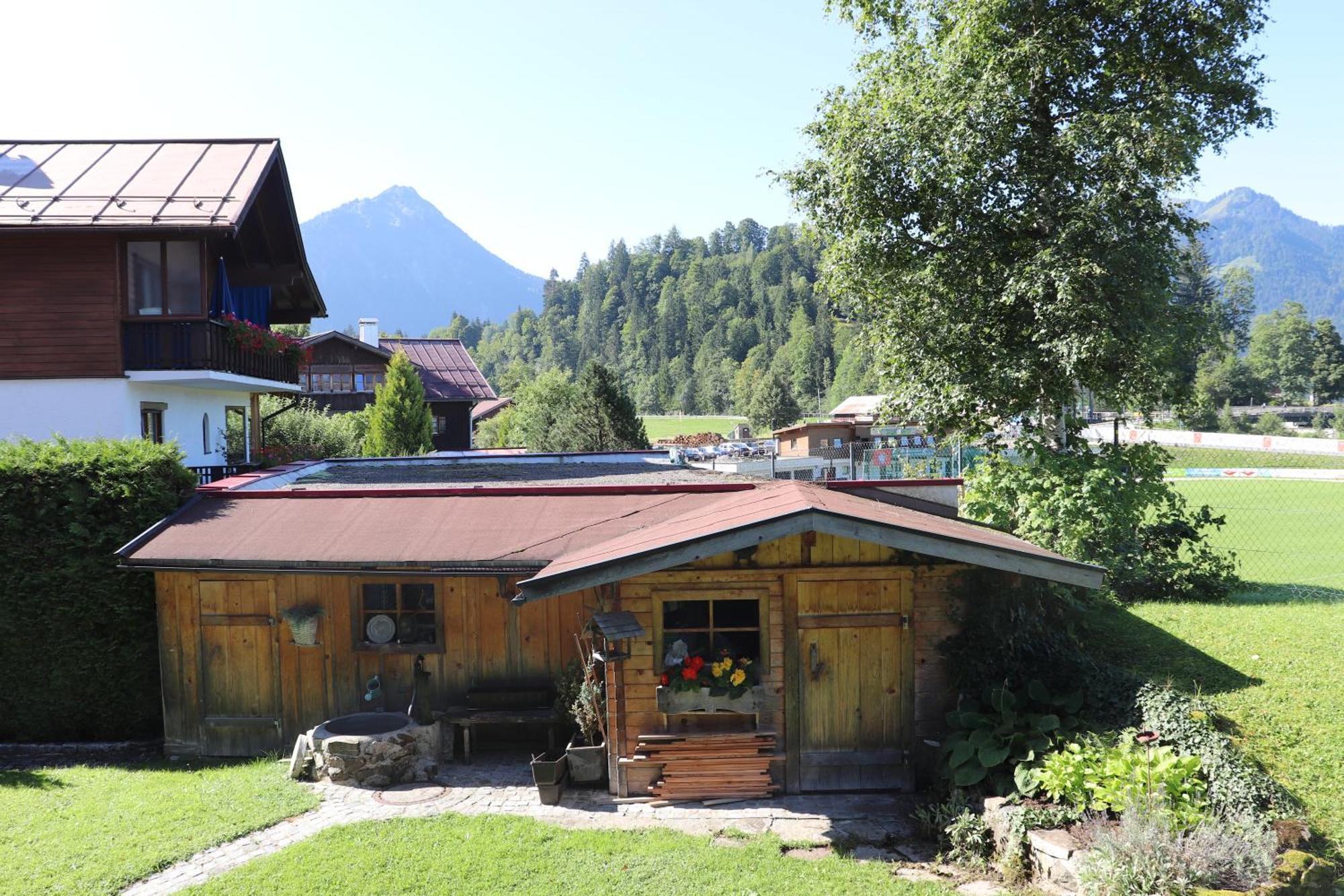 Faltenbach Ferienwohnungen in Oberstdorf Exterior foto